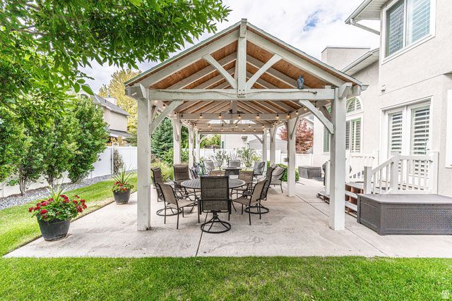 11563 S OLIVE BERRY LN, Draper, UT 84020