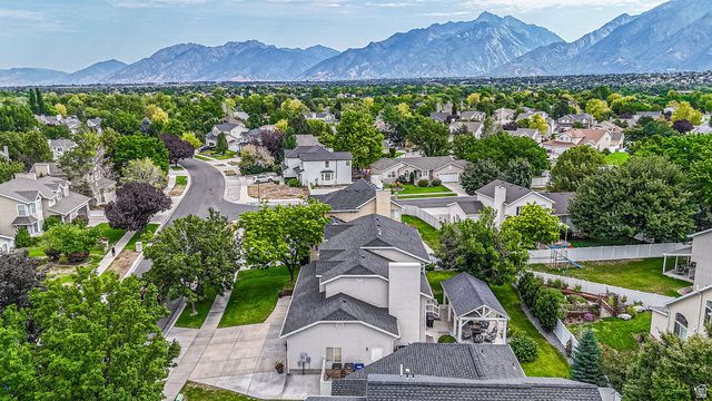 11563 S OLIVE BERRY LN, Draper, UT 84020