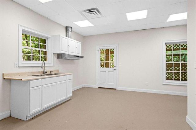 2058 Sewanee Court, Villa Rica, GA 30180