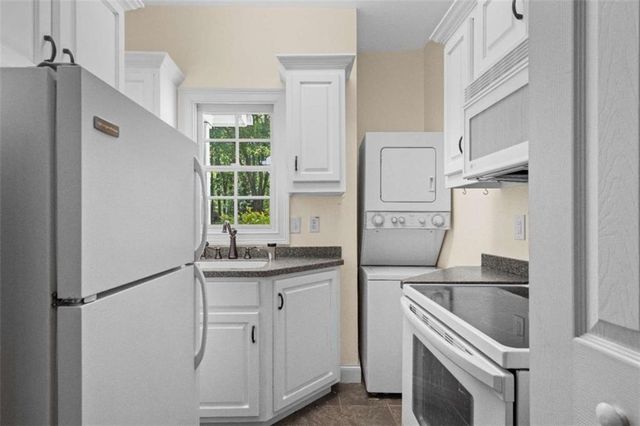 2058 Sewanee Court, Villa Rica, GA 30180