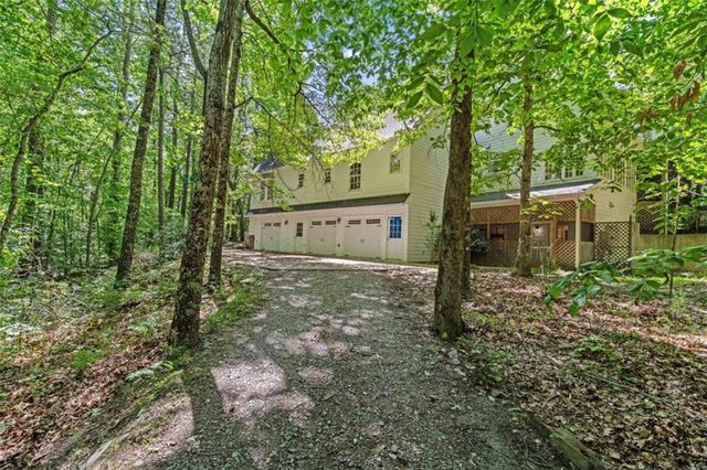 2058 Sewanee Court, Villa Rica, GA 30180