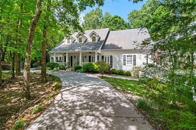 2058 Sewanee Court, Villa Rica, GA 30180