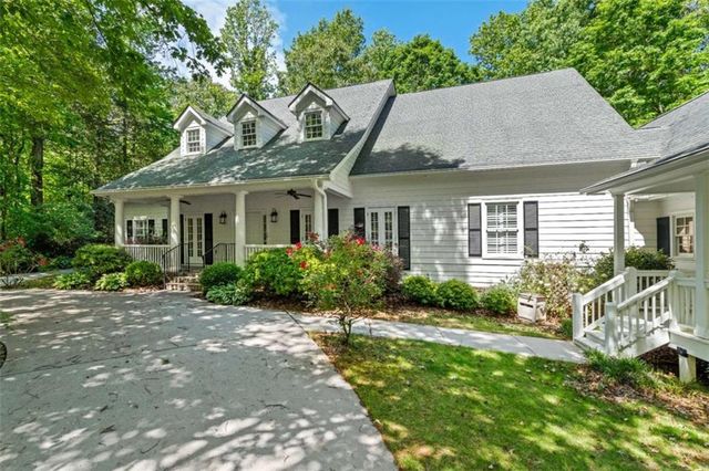 2058 Sewanee Court, Villa Rica, GA 30180