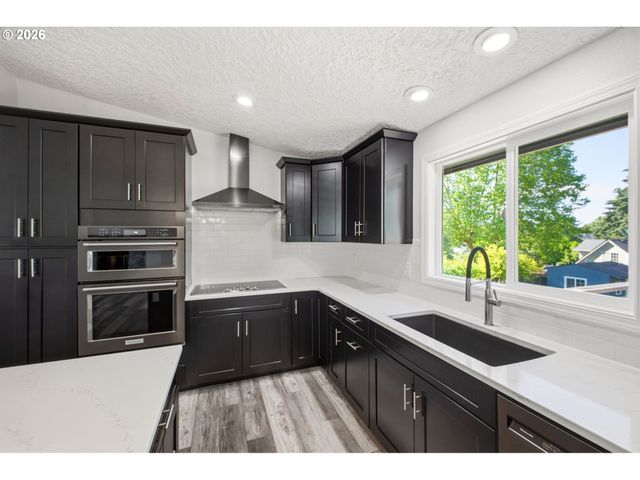 924 Nw 51ST St, Vancouver, WA 98663