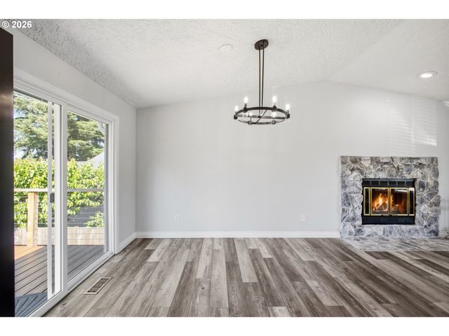 924 Nw 51ST St, Vancouver, WA 98663