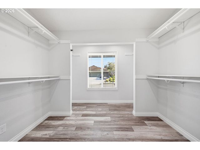 924 Nw 51ST St, Vancouver, WA 98663