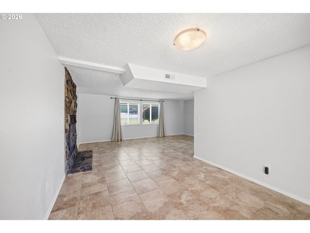 924 Nw 51ST St, Vancouver, WA 98663