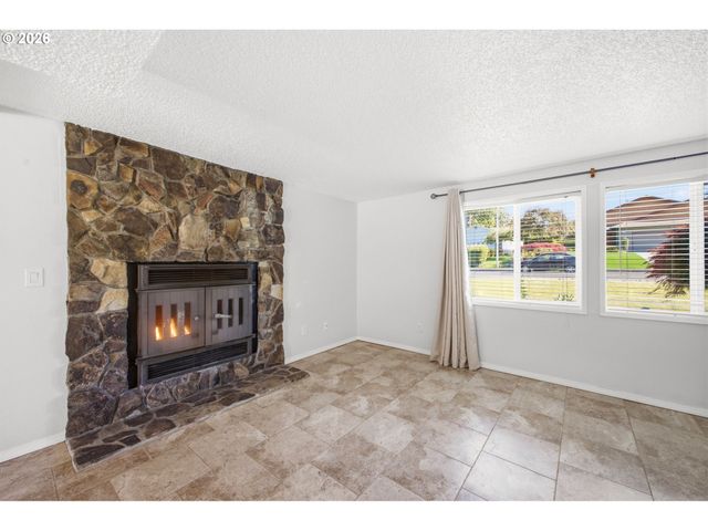 924 Nw 51ST St, Vancouver, WA 98663