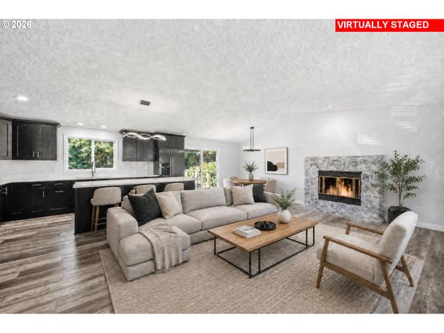 924 Nw 51ST St, Vancouver, WA 98663