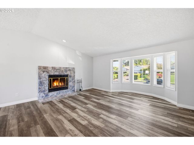 924 Nw 51ST St, Vancouver, WA 98663