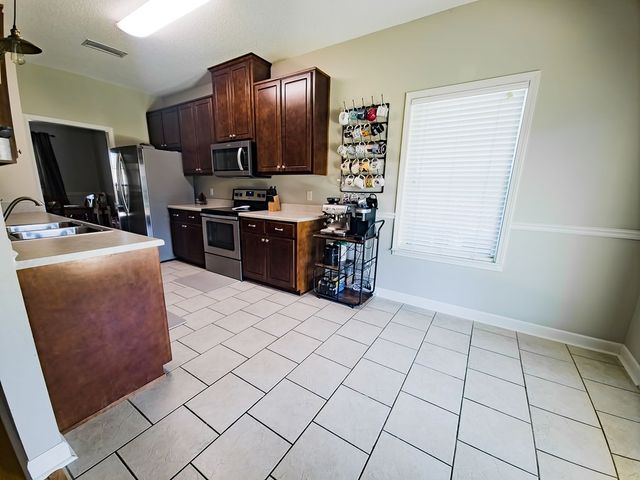 301 Ontario Dr., Dothan, AL 36301