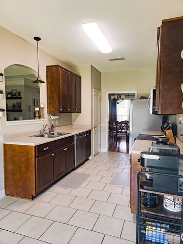 301 Ontario Dr., Dothan, AL 36301
