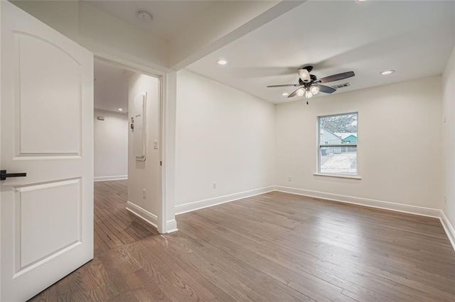 1688 Oak Knoll SE Circle, Atlanta, GA 30315