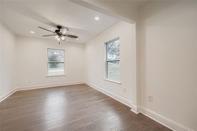 1688 Oak Knoll SE Circle, Atlanta, GA 30315