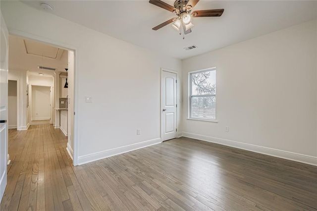 1688 Oak Knoll SE Circle, Atlanta, GA 30315