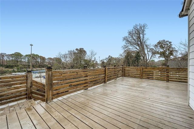 1688 Oak Knoll SE Circle, Atlanta, GA 30315