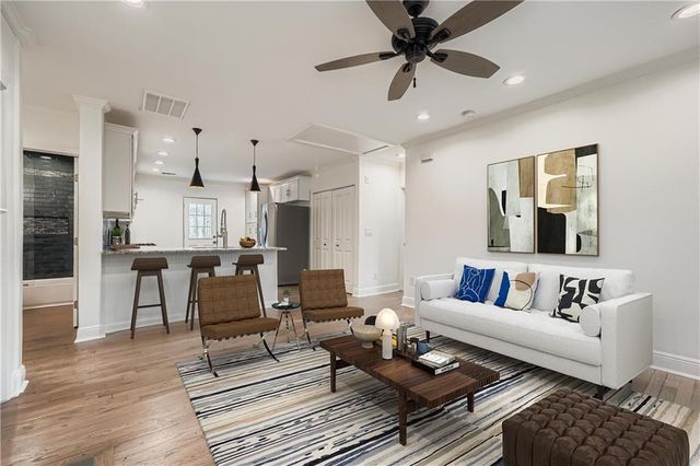 1688 Oak Knoll SE Circle, Atlanta, GA 30315