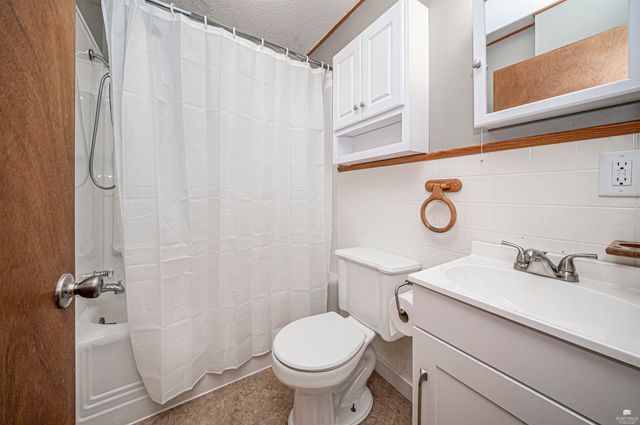 104 N Brown, Abilene, KS 67410