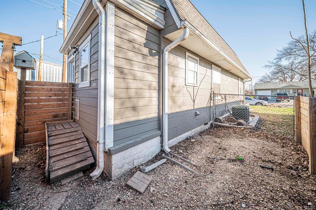 104 N Brown, Abilene, KS 67410