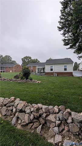 9026 Fayemont Dr, Mechanicsville, VA 23116