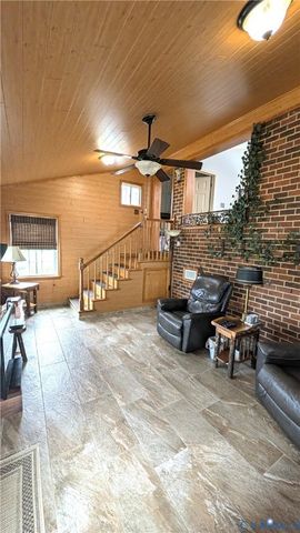 9026 Fayemont Dr, Mechanicsville, VA 23116