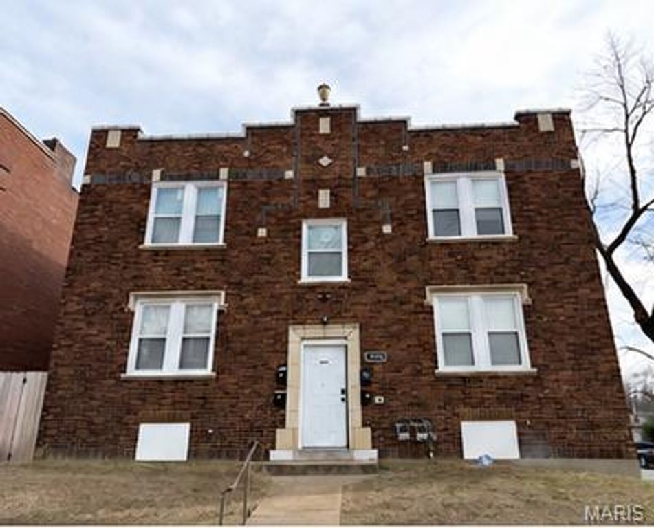 3956 Pennsylvania Avenue, St Louis, MO 63118