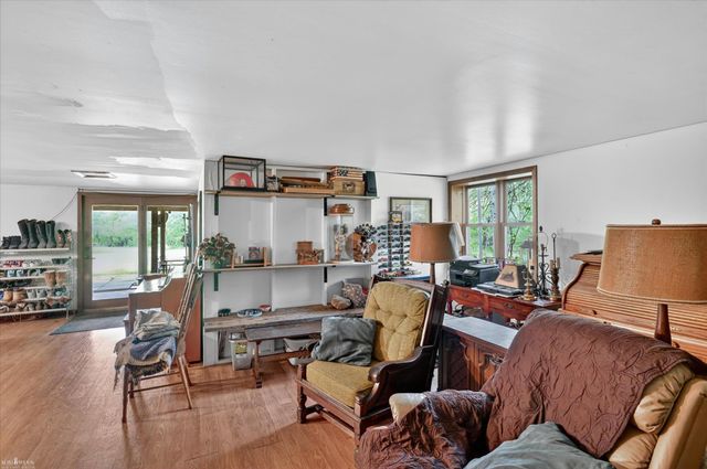 3477 Winegar Road, Perry Twp, MI 48872
