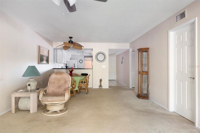 110 LAKESIDE COURT 110, Oldsmar, FL 34677