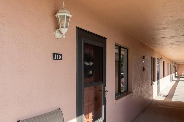 110 LAKESIDE COURT 110, Oldsmar, FL 34677