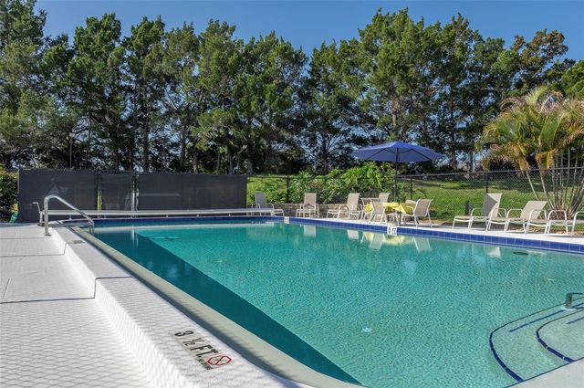 110 LAKESIDE COURT 110, Oldsmar, FL 34677