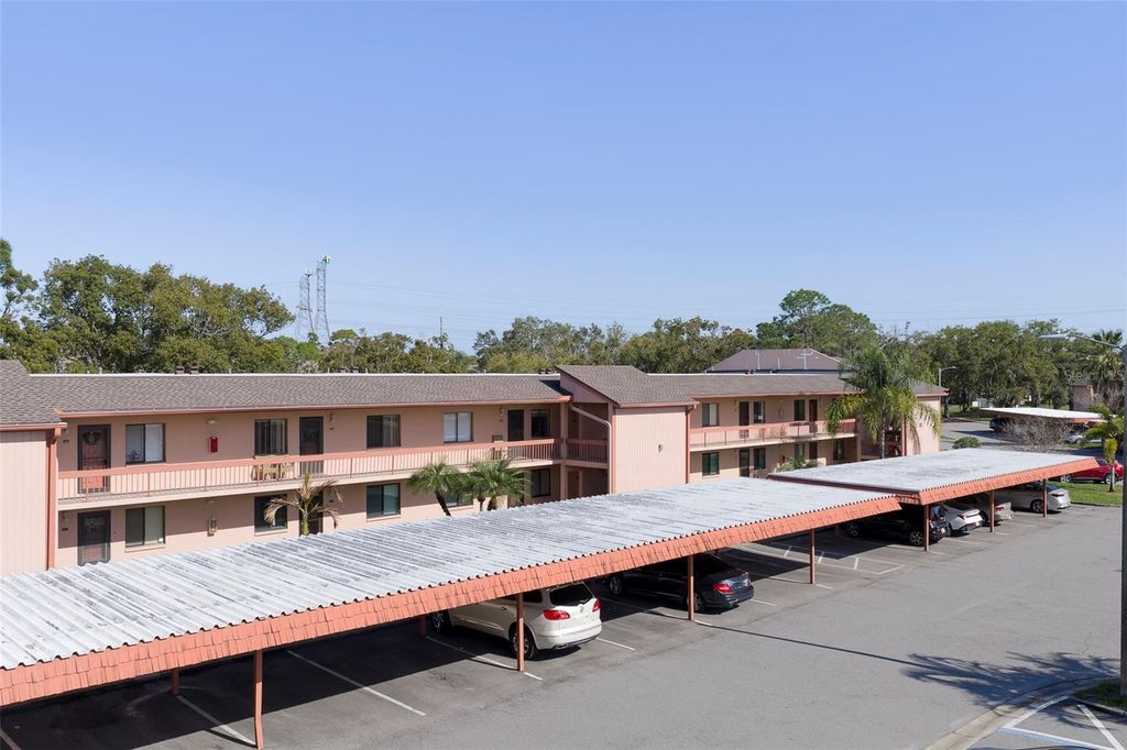 110 LAKESIDE COURT 110, Oldsmar, FL 34677