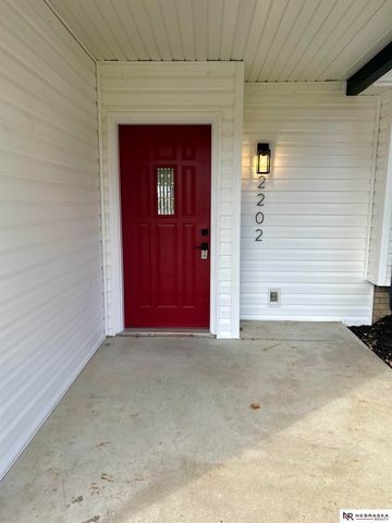 2202 N 150th Avenue, Omaha, NE 68116