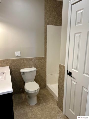 2202 N 150th Avenue, Omaha, NE 68116