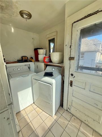 1302 Highland Avenue, New Castle, PA 16105