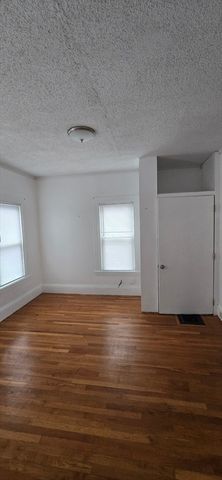 4 Harris Ave 1, Everett, MA 02149