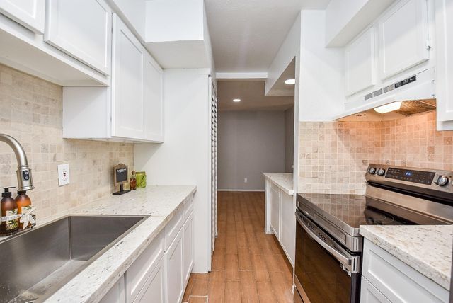 5000 Milwee Street 74, Houston, TX 77092