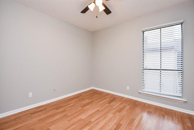 5000 Milwee Street 74, Houston, TX 77092