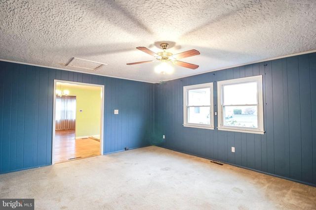 2400 CLEMENT AVE, Pennsauken, NJ 08109