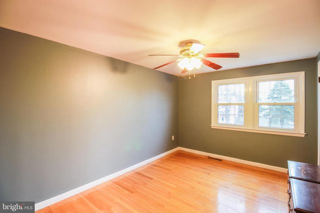 2400 CLEMENT AVE, Pennsauken, NJ 08109