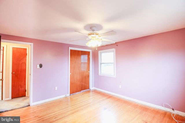 2400 CLEMENT AVE, Pennsauken, NJ 08109