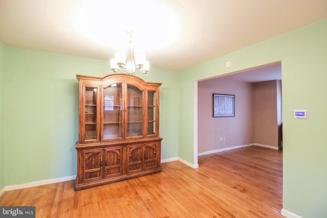 2400 CLEMENT AVE, Pennsauken, NJ 08109