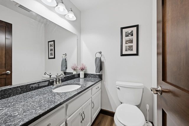 25610 Deer Ridge TRAIL, Waterford, WI 53185