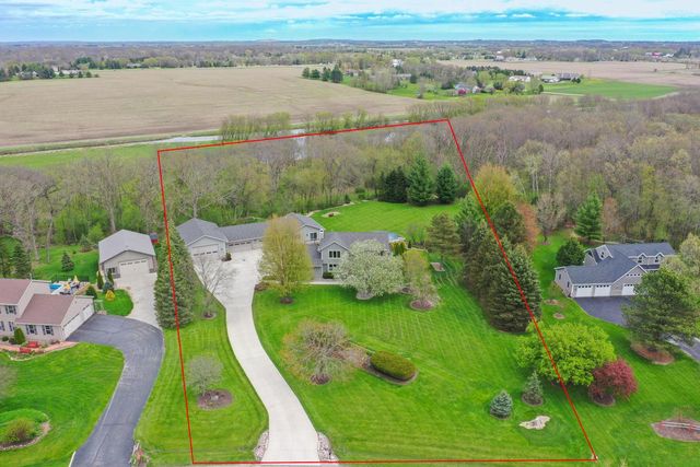 25610 Deer Ridge TRAIL, Waterford, WI 53185