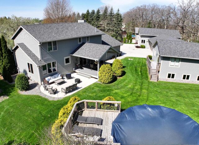 25610 Deer Ridge TRAIL, Waterford, WI 53185