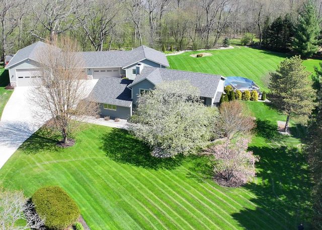 25610 Deer Ridge TRAIL, Waterford, WI 53185
