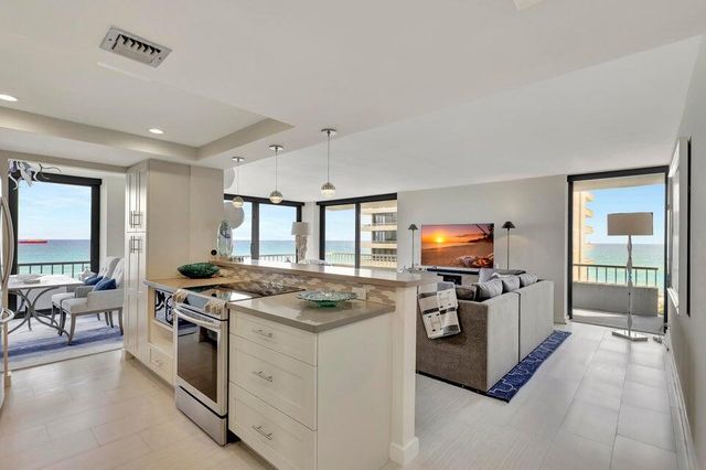5550 N Ocean Drive 8a, Singer Island, FL 33404