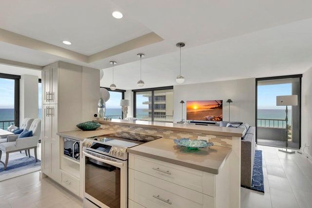 5550 N Ocean Drive 8a, Singer Island, FL 33404