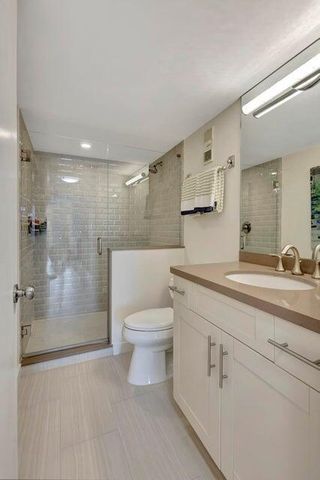 5550 N Ocean Drive 8a, Singer Island, FL 33404