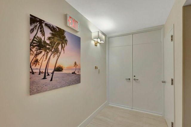 5550 N Ocean Drive 8a, Singer Island, FL 33404