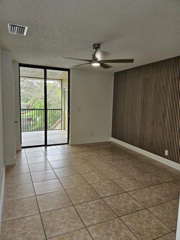 2472 NW 49th Ter 780, Pompano Beach, FL 33063